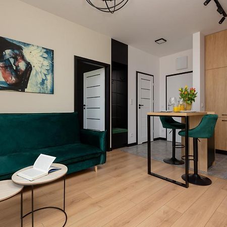 Home Factory Estate Praga Kotsisa By Noclegi Renters Varsovie Extérieur photo