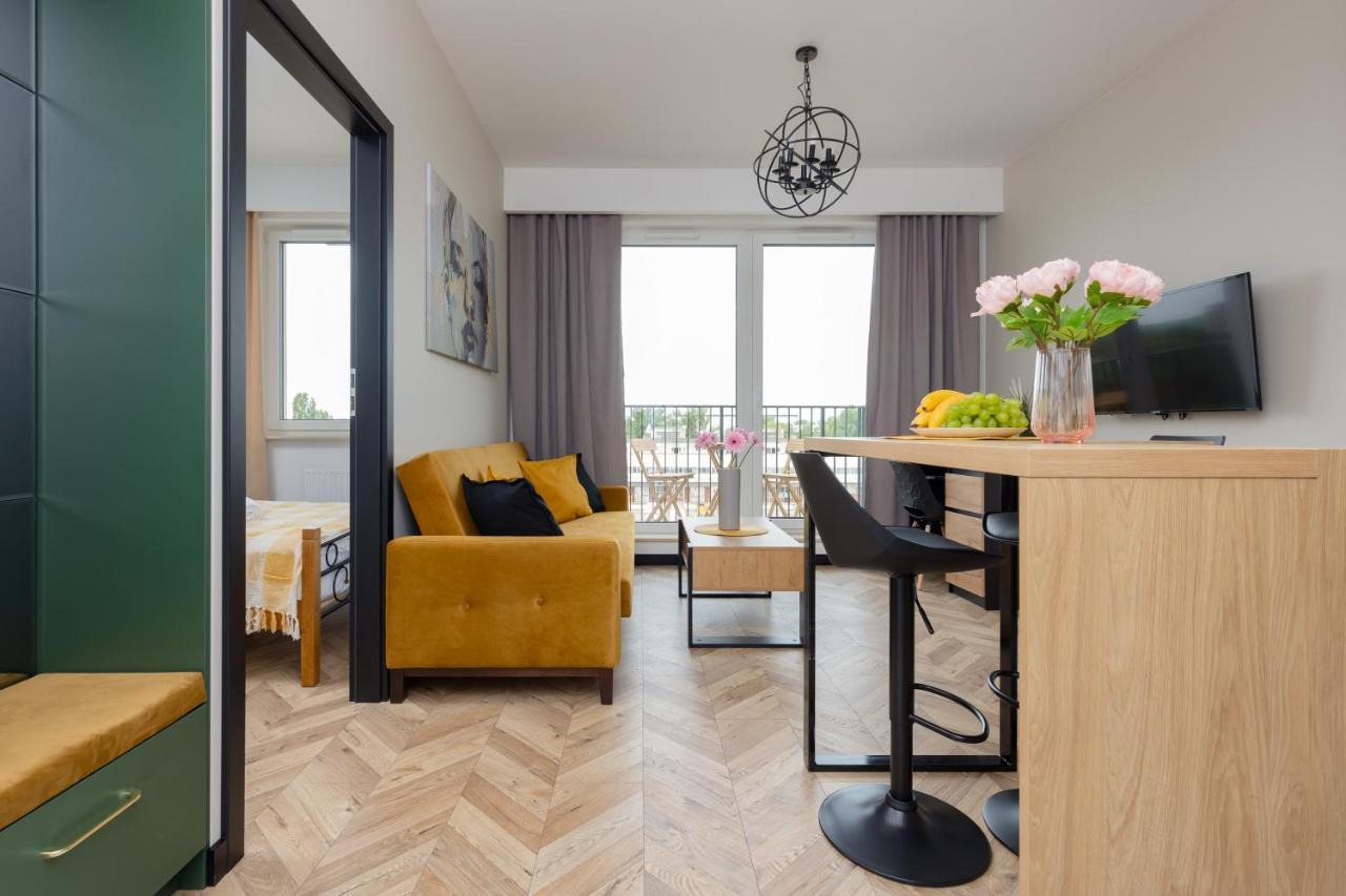 Home Factory Estate Praga Kotsisa By Noclegi Renters Varsovie Extérieur photo